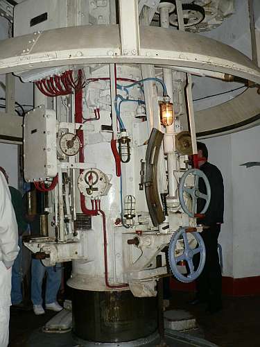 Hackenburg turret-raising mechanism.jpg